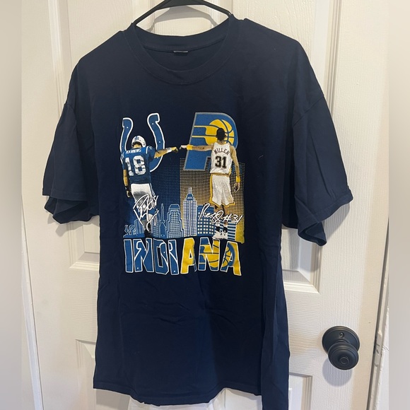Vintage Indiana Pacers and Indianapolis Colts Tshirt - Picture 1 of 2